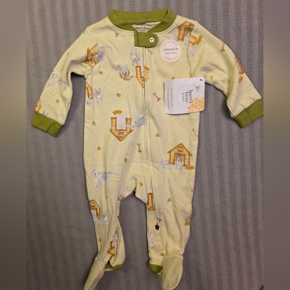 Burt's Bees Other - Burt's Bees Baby Light Green Footed One Piece